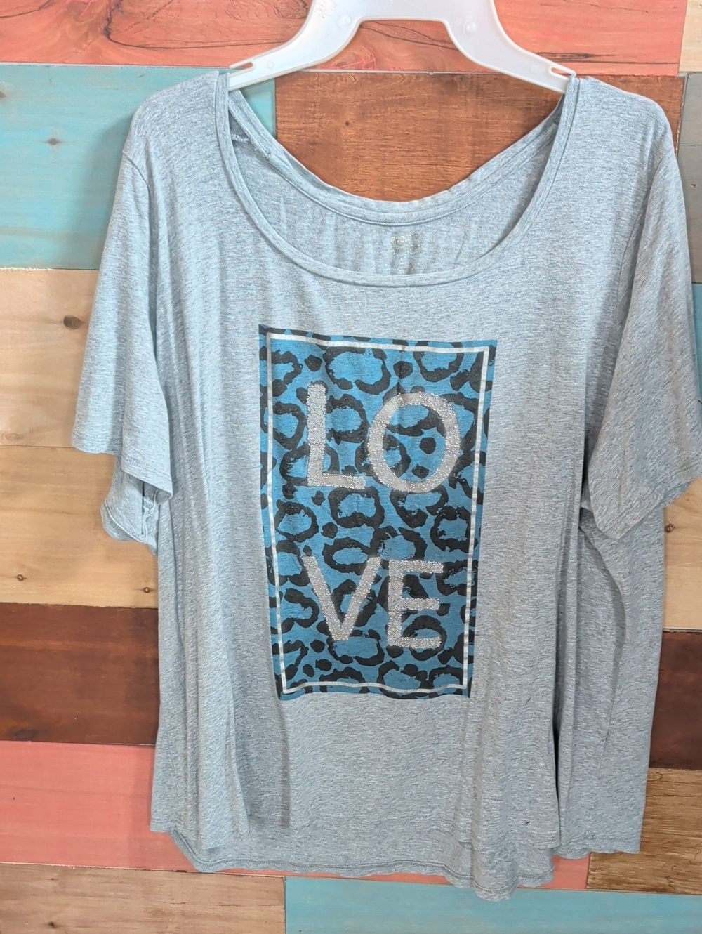 LOVE Leopard Print Relaxed Tee - Gray/Blue